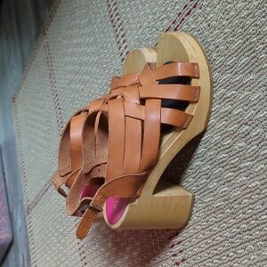 Like New Swedish Hasbeens Leather Clog Sandals